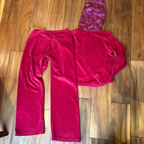 Chasing Fireflies for tracksuit with sequins, fits girls size 8 - Picture 7 of 8